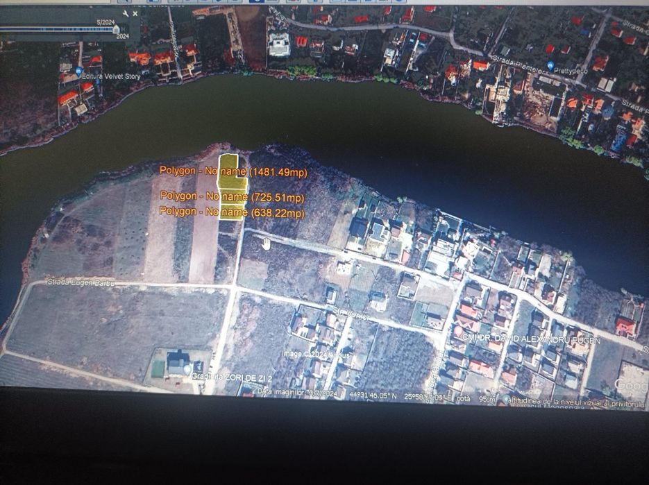 Teren intravilan 1481 mp la lacul Mogosoaia