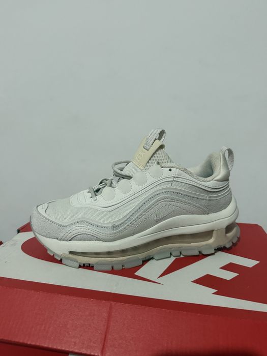 Adidasi nike mar