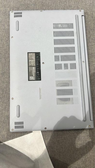 Продам ноутбук asus vivobook