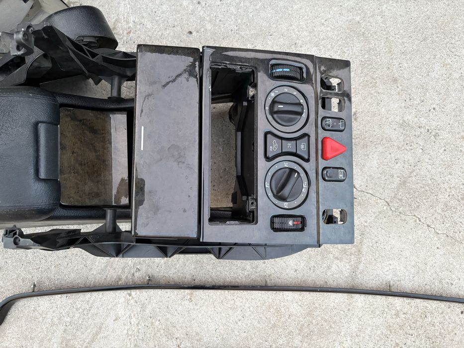 Салон на мерседес w210