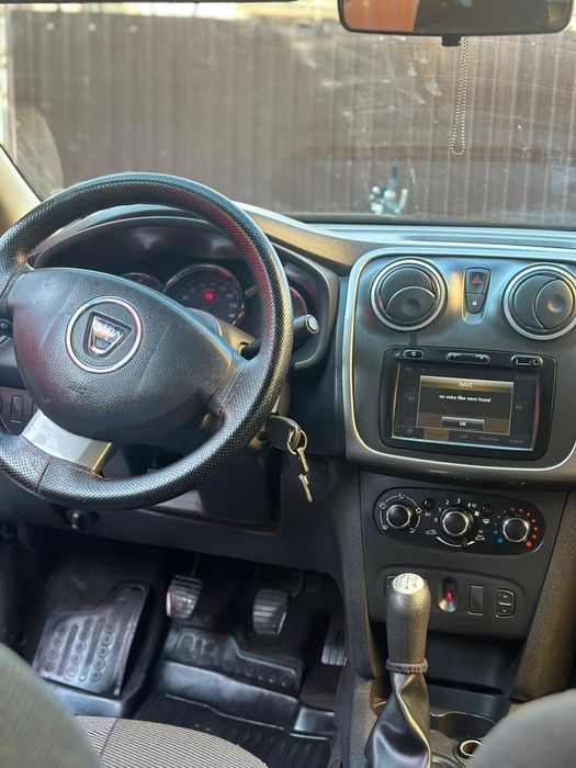 Dacia Logan 2014 luna 10