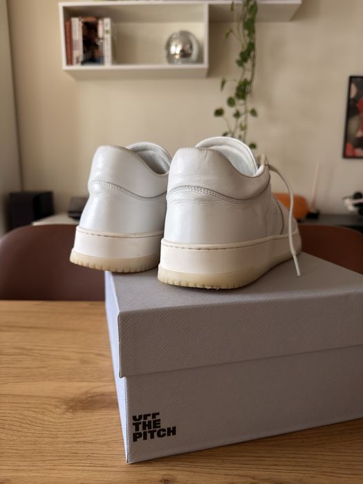 Мъжки бели кожени кецове Off The Pitch