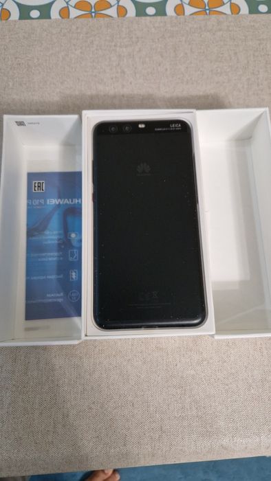 Huawei P10 Plus + 256 Гб