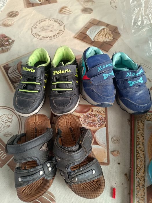 Продам обувь мальчик размер 22