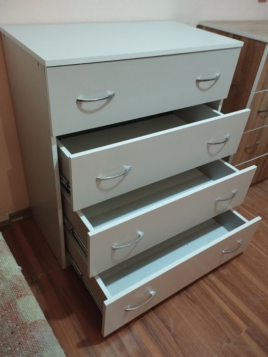 Комод продам новый