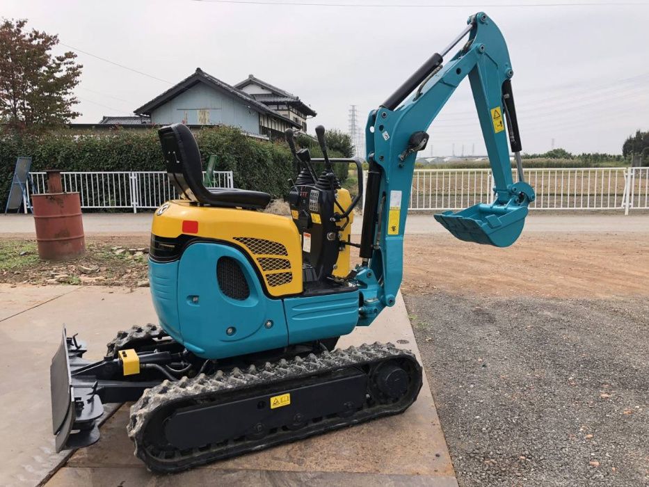 Услуги мини экскаватора .трактор ..