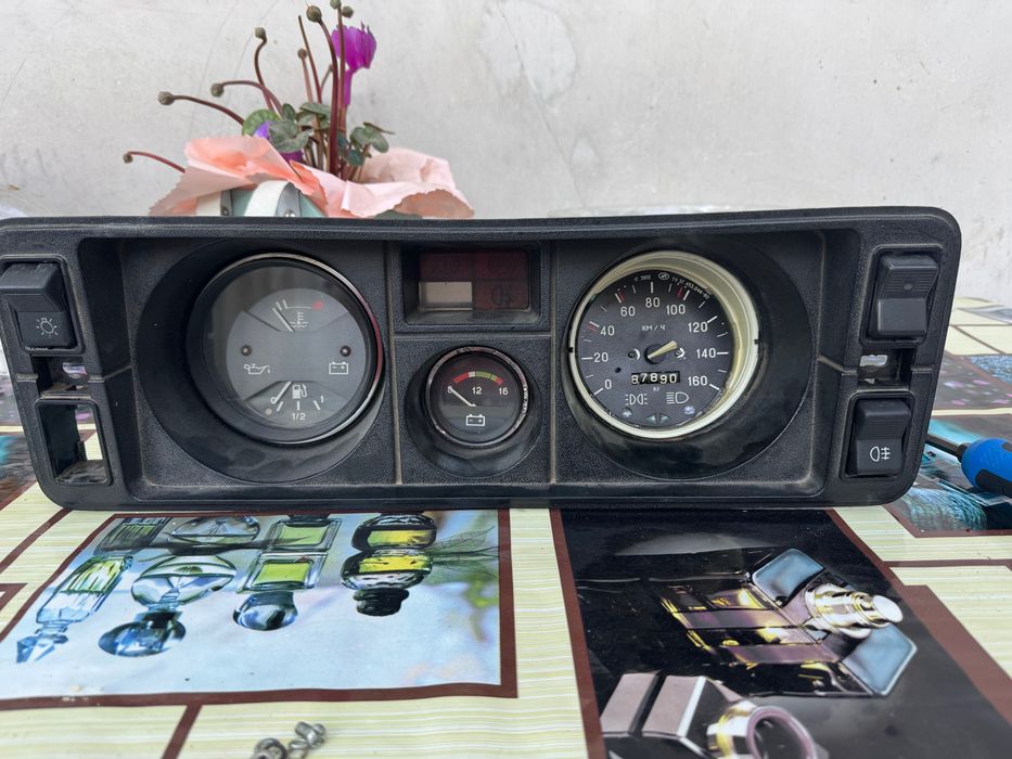 Lada Ваз-2105, табло, руль, рулевой кожух, замок зажигания