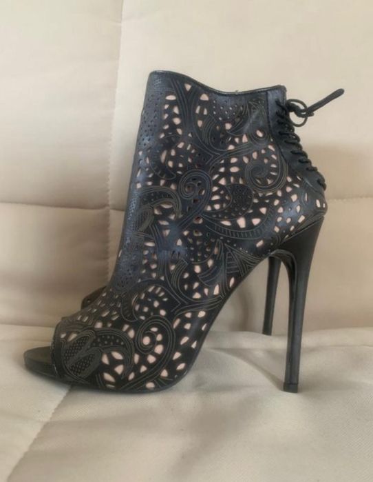 Sandale/ botine decupate casual dama, Steve Maden.