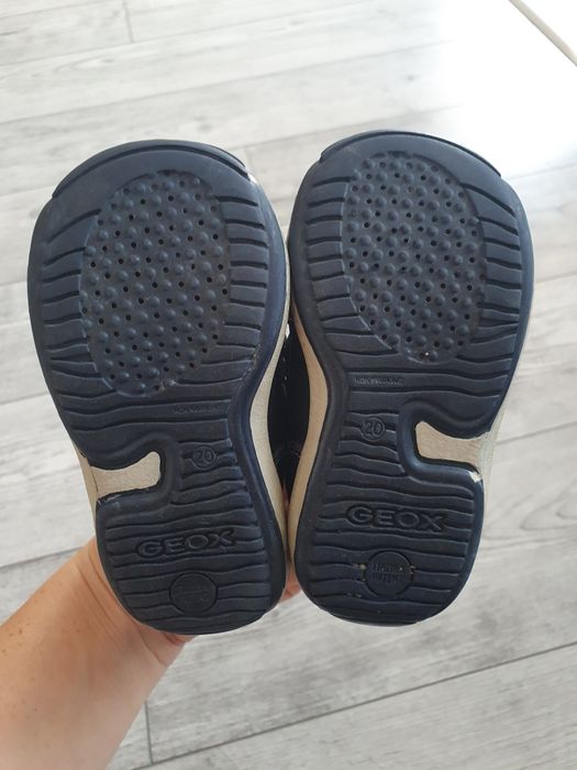 Ghete Piele Geox