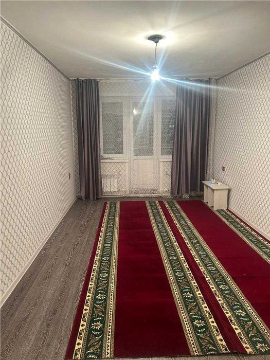 продам 2-х комн квартиру в центре города