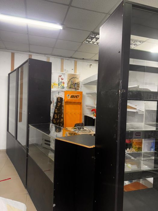 Продам Стеллажи черные