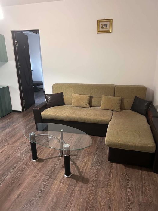 Inchiriez apartament 2  camere
