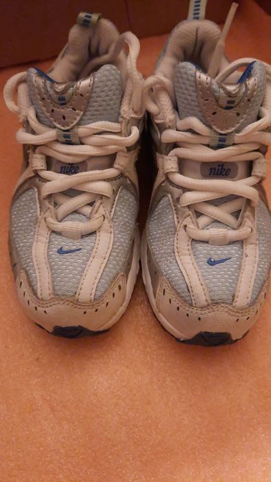 Papuci nike fete marimea 28