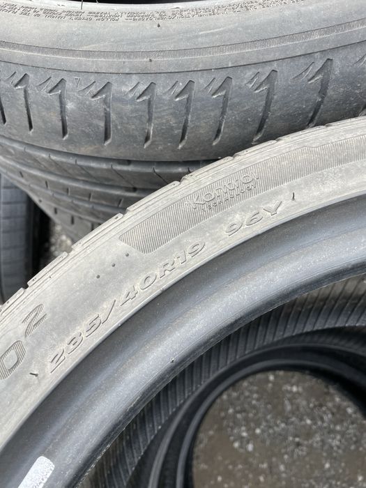 235/40/19 HANKOOK 2бр. 5.5мм