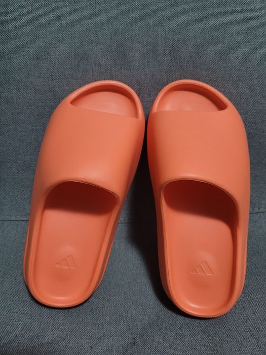 Papuci Yeezy marimea 41