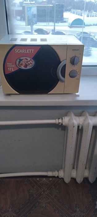 Стол кухонный обеденный