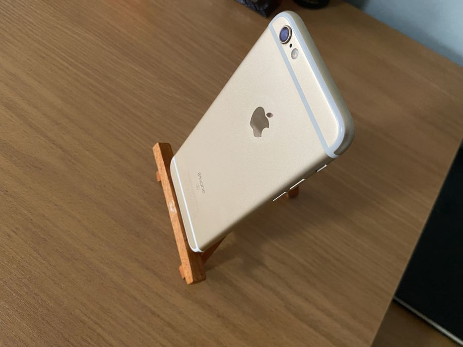 Apple IPhone 6s gold 16gb