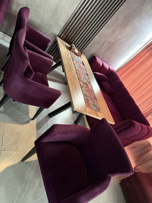 Продам мебель б/у(кафе)