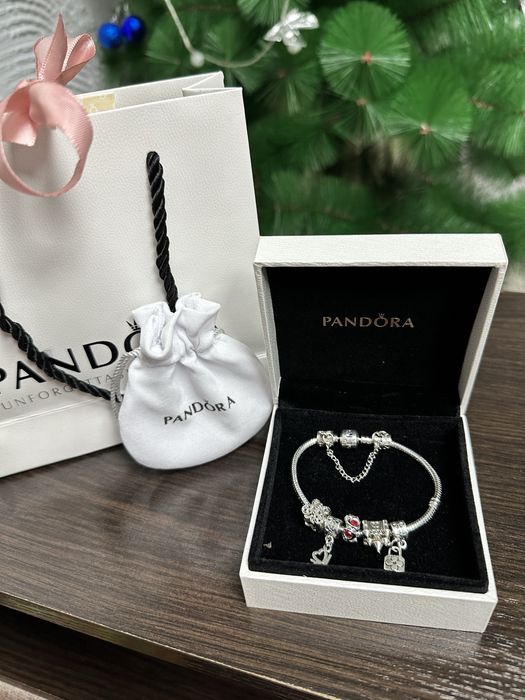 Браслет Pandora на новый год