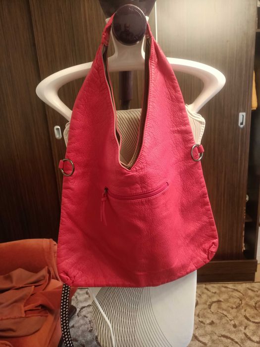 Vand costume dama noi