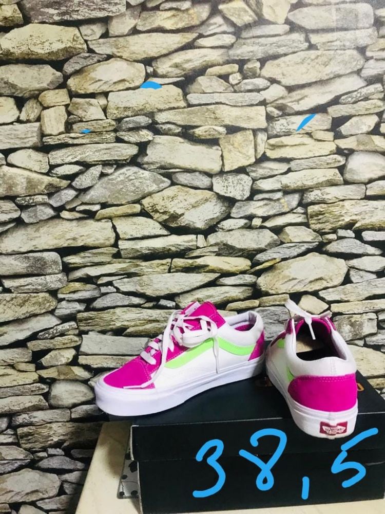 Teni i Vans Nike Timisoara OLX.ro