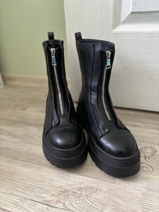 Продавам боти About you