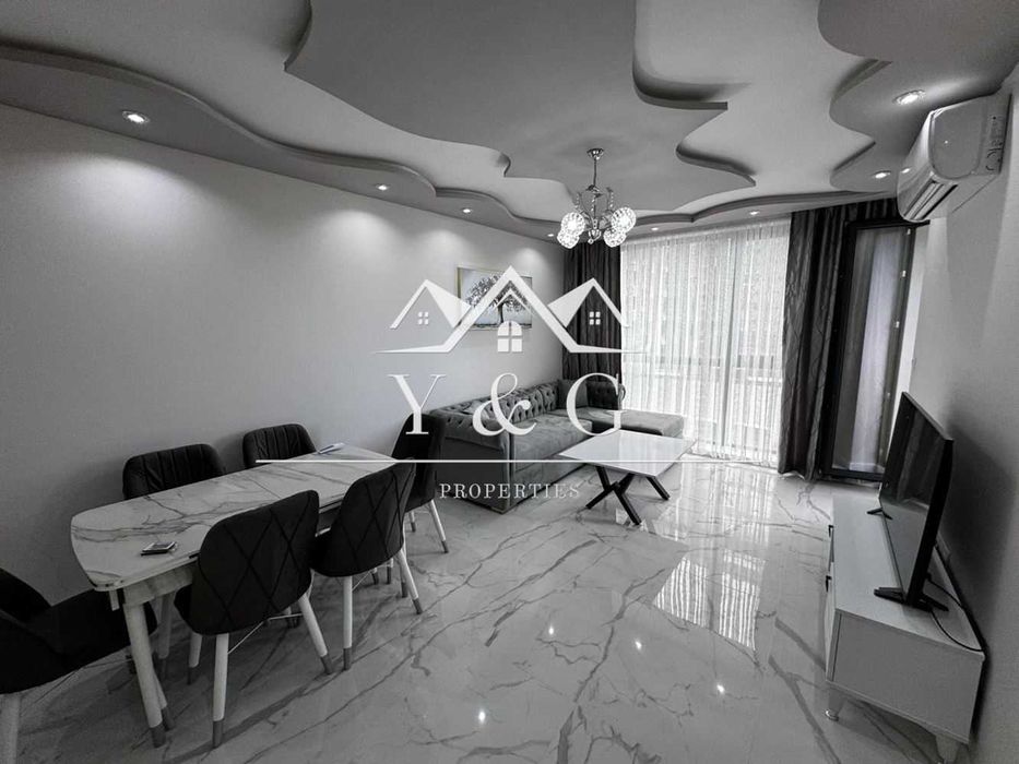 Дава се под наем Двустаен апартамент в Пловдив, Център - 67 кв.м за 612 € - Снимка #1