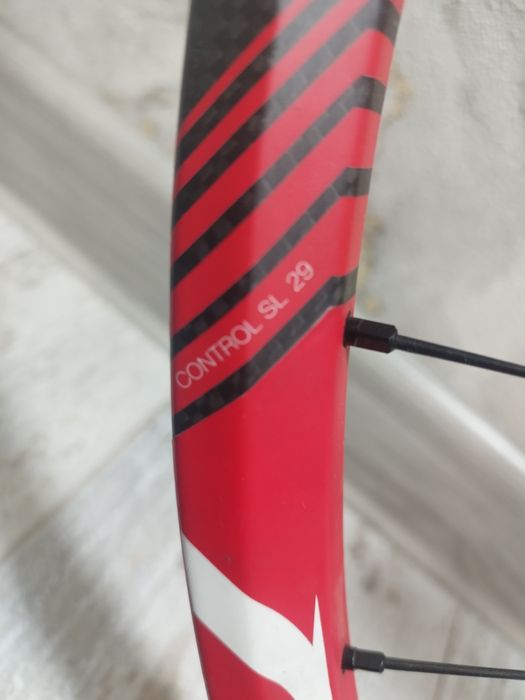 Карбоновые колёса в сборе