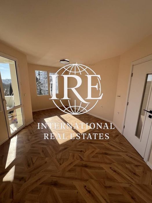 Продава се Двустаен апартамент в Варна, Колхозен пазар - 64 кв.м за 1019 €/кв.м - Снимка #4