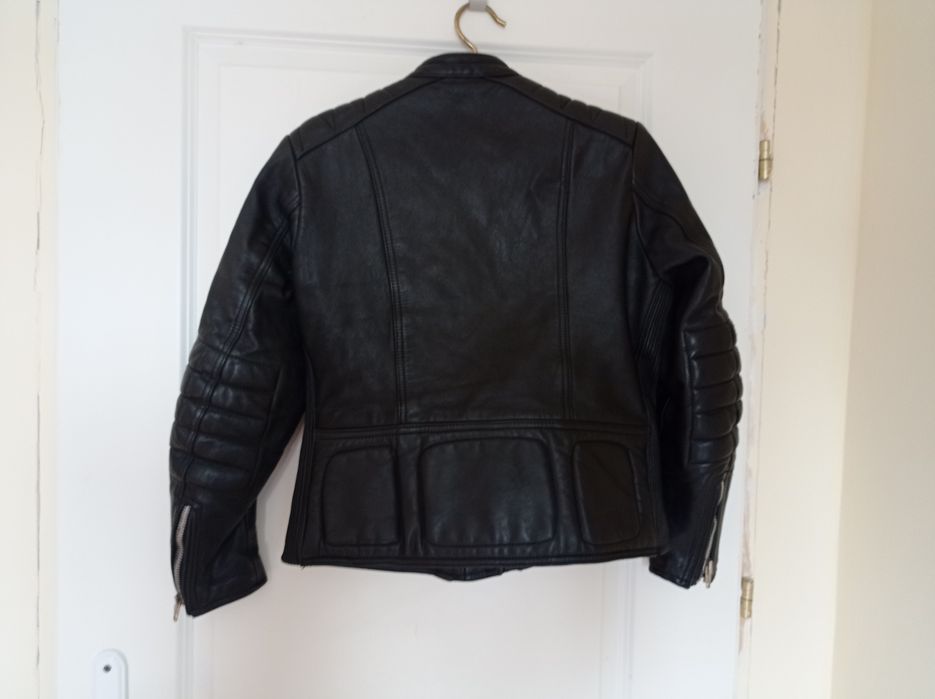 Дамско мото яке от естествена кожа – байкър / рок стил, черно