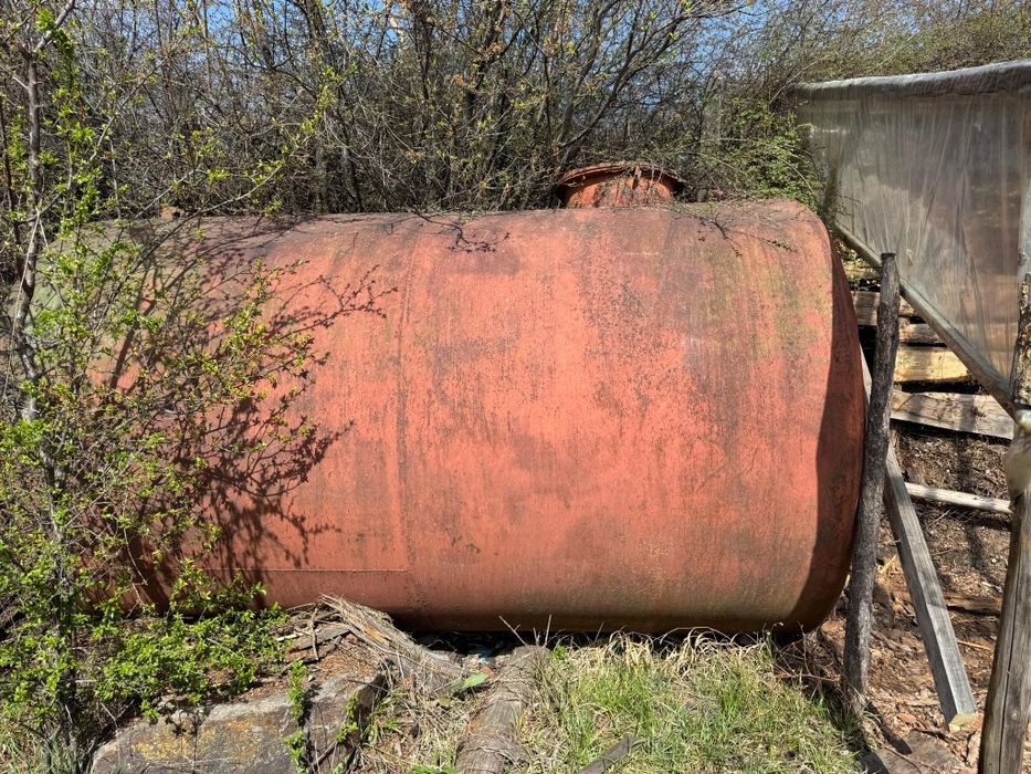 Цистерна за вода/гориво