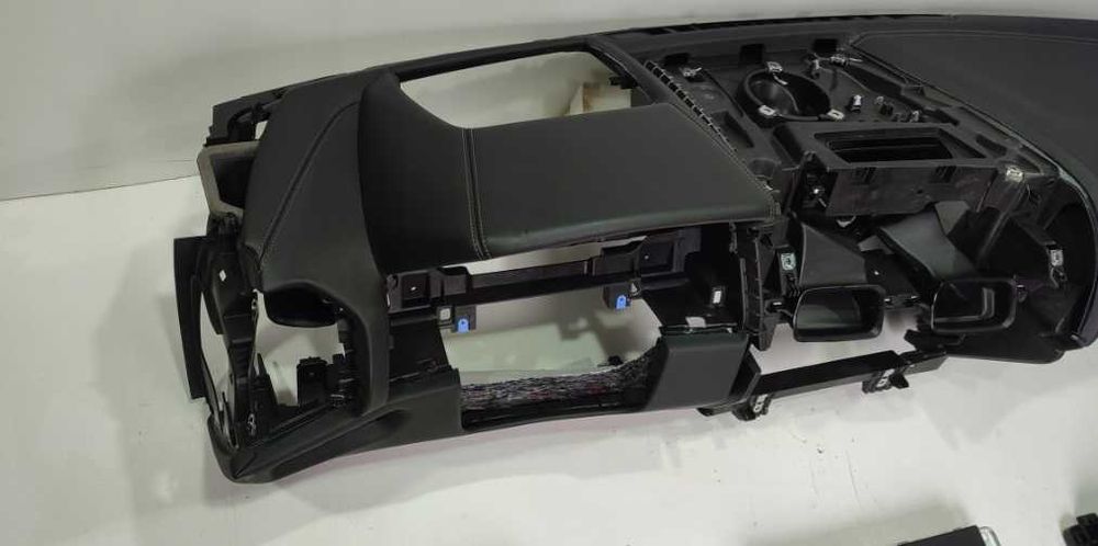 BMW seria 8 - kit airbag - plansa bord - centuri siguranta
