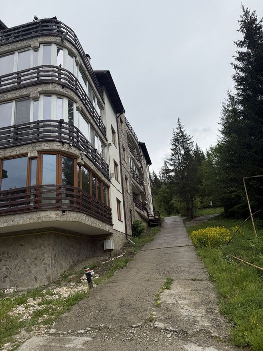 Predeal ,271 mp utili , PROIECT unic cu piscina  interioara PRIVATĂ , 119.000 €