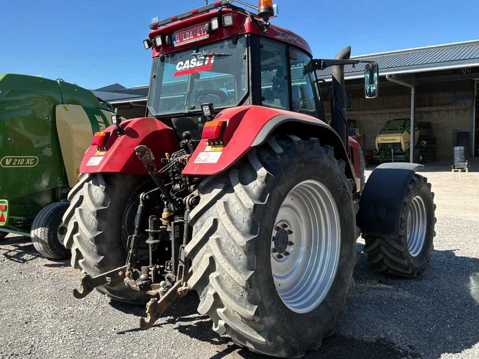 Колесный трактор Case IH CVX 170