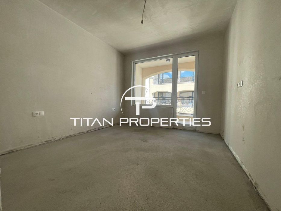 Продава се Тристаен апартамент в Пловдив, Кършияка - 93 кв.м за 735 €/кв.м - Снимка #1