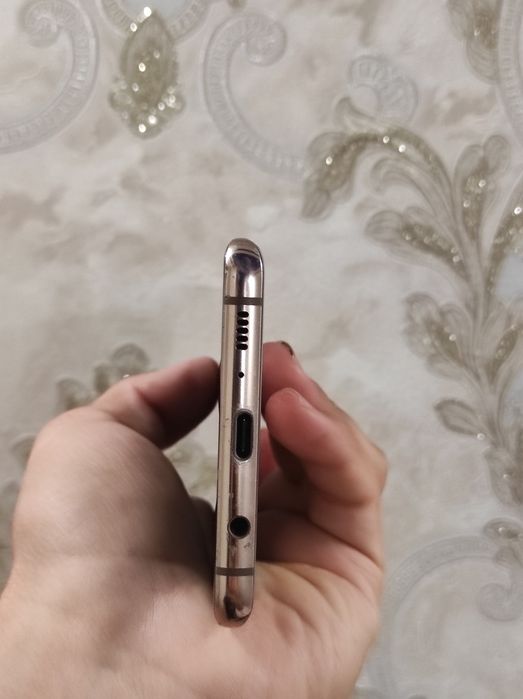 Samsung Galaxy S10 5G 8/256 talik
