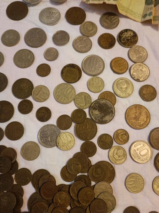 Срочно продам разные монеты СССР