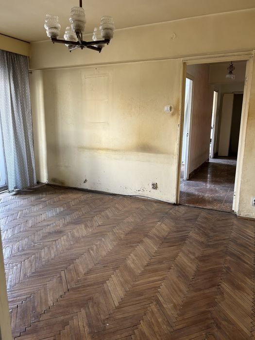 Apartament cu 3 camere intr-o Locatie excelnta pe b-dul Unirii!