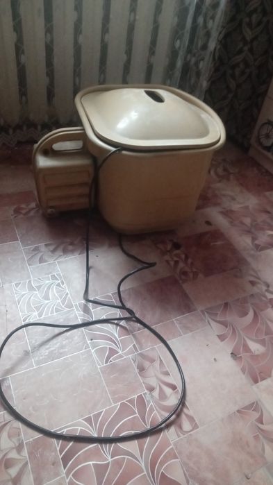 Продам стиральную машинку