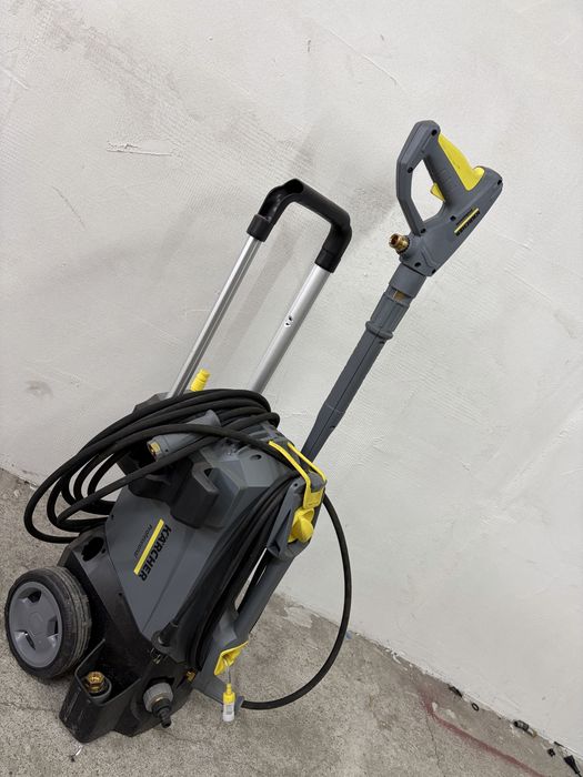 Водоструйка KARCHER