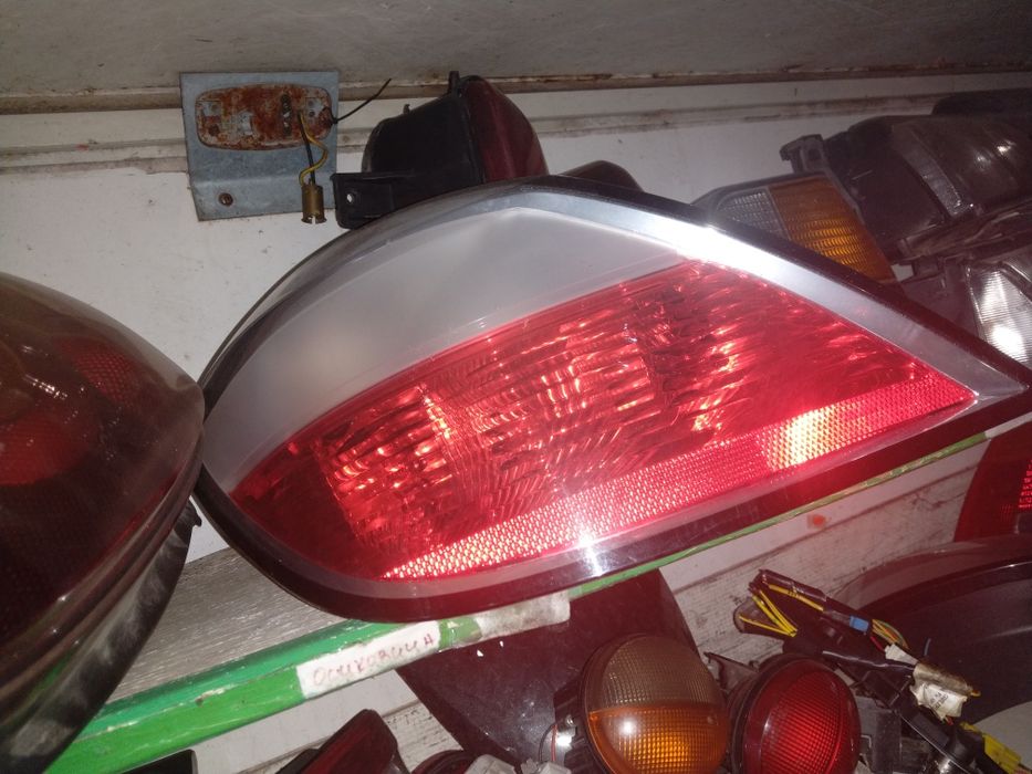 Фарове и стопове