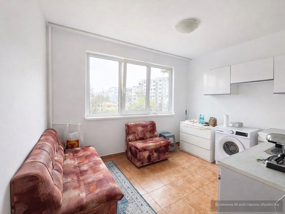 Гарсониера за продажба в ж.к Люлин 9