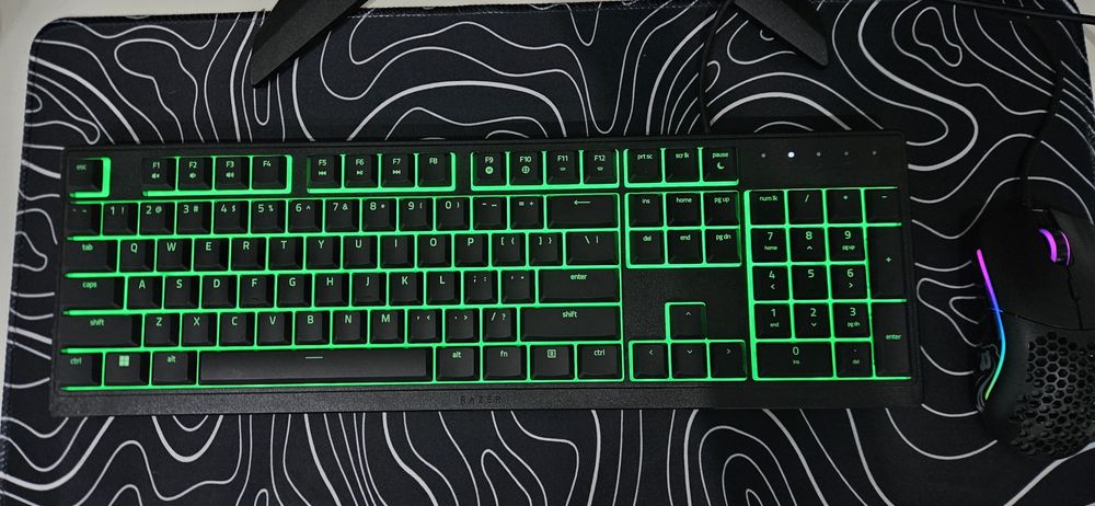 Геймърска клавиатура Razer Ornata V3 X