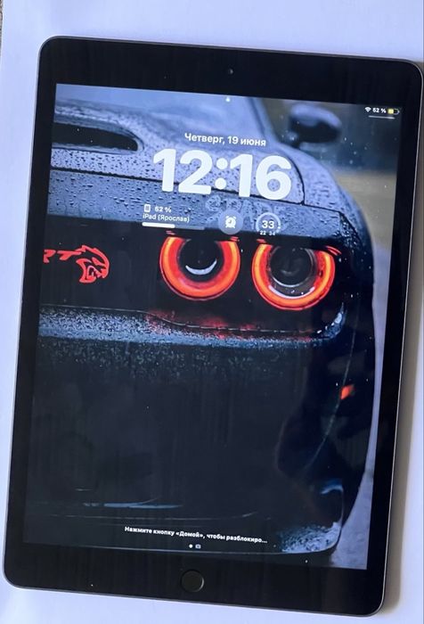 Продам Apple iPad 8