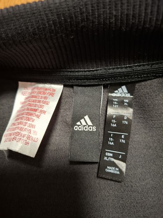 Adidas мъжко яке M размер.