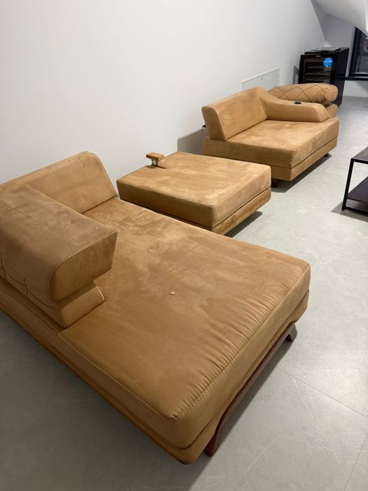 Canapea-coltar 3,5 m , piele naturala intoarsa