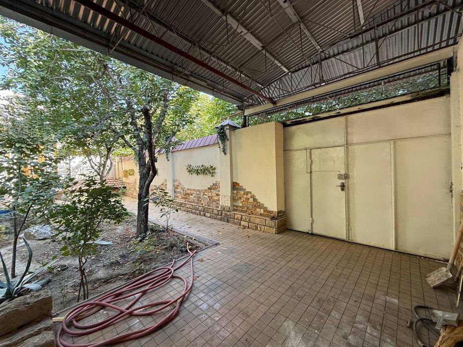 Продаётся дом. В Центре города