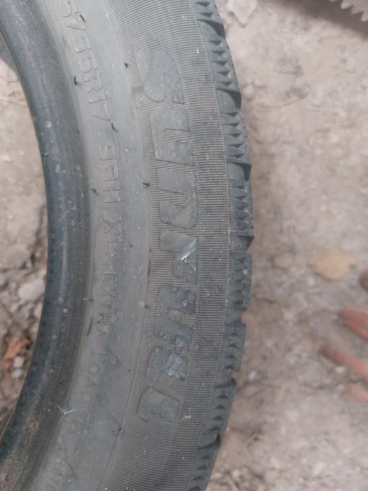 Продам зимни шина р17