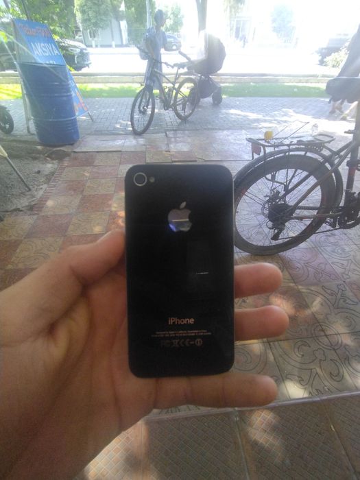 Iphone 4s batareya yangi quyilgan