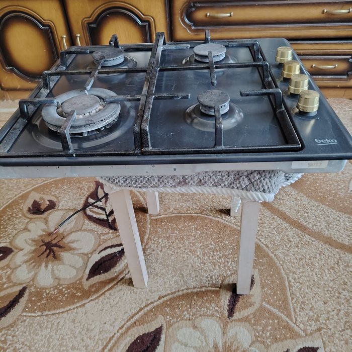 Продам Газовую поверхность